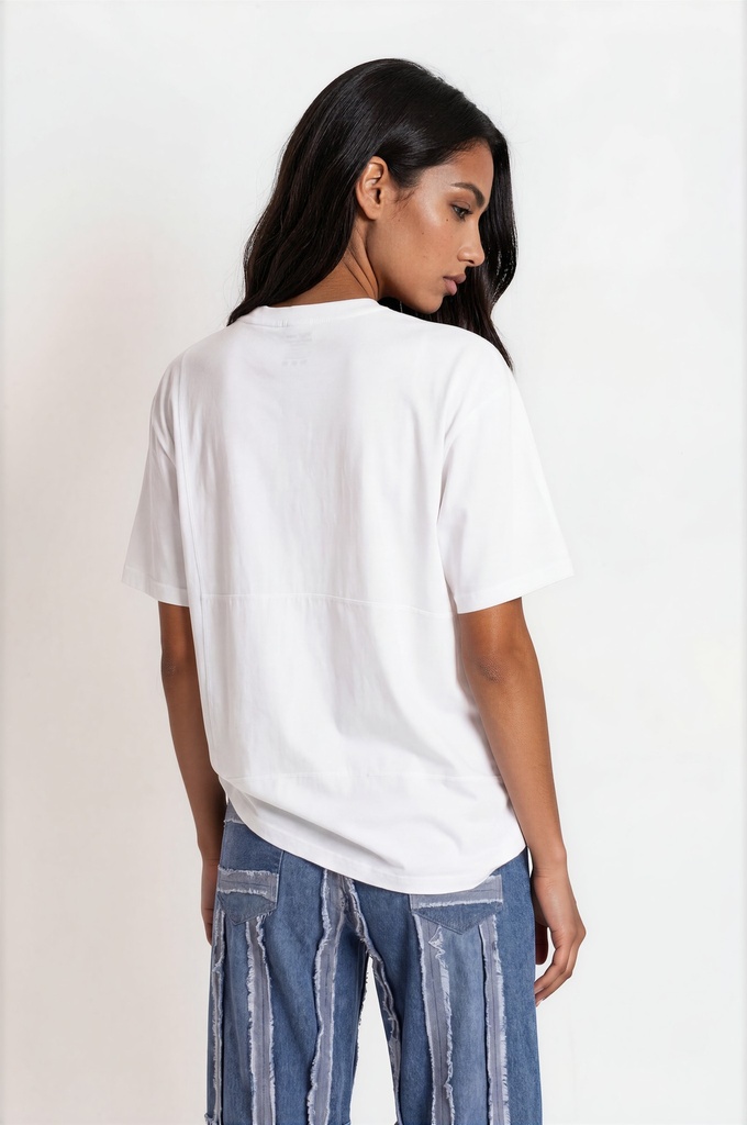 T-shirt oversized unisexe  كون كيما انتي UPCYCLING METHODS TNFW