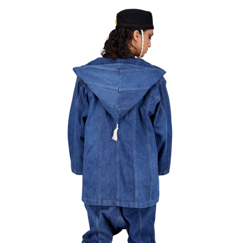Kachabya unisexe en jeans UPCYCLING METHODS - TUNIS FASHION WEEK 2024