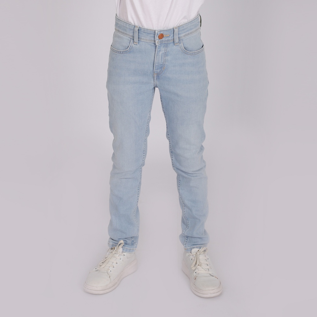 Slim garçon en jeans