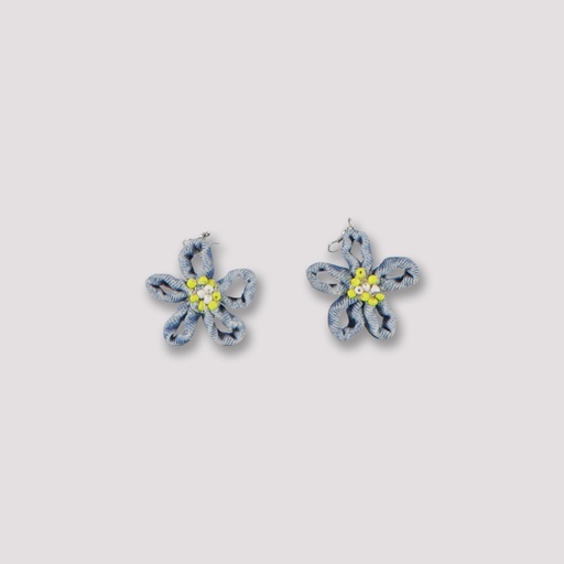 Boucle d'oreille fleur en jeans