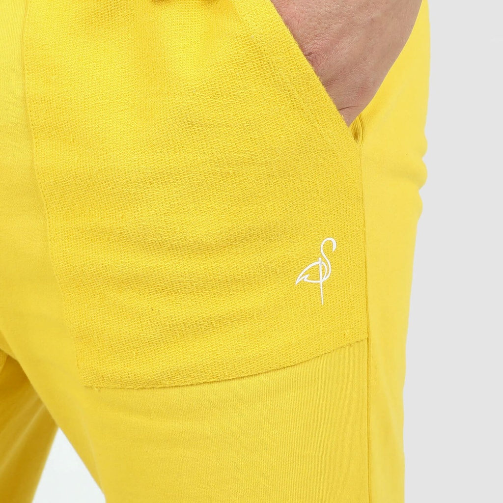 Short homme molleton avec poche plaquées