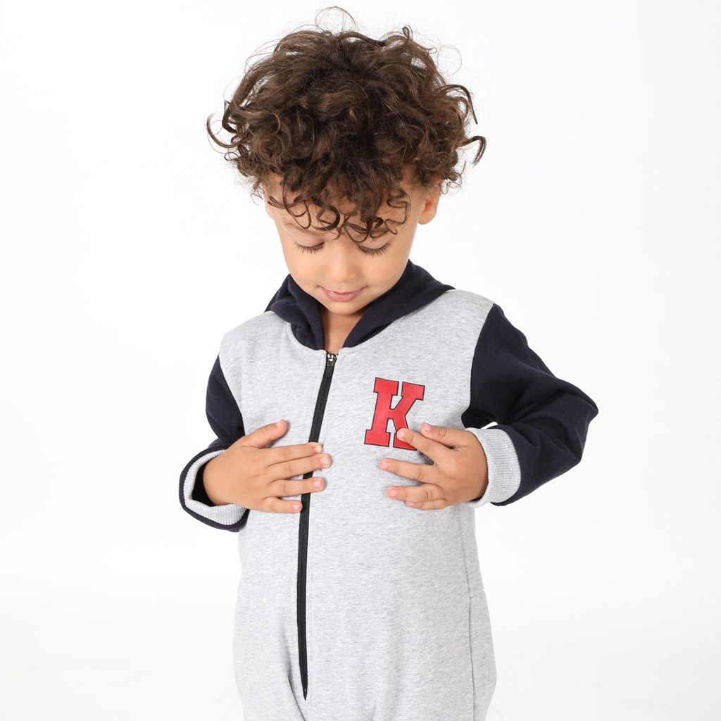 Combinaison bébé avec manche et capuche contrastés K