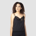 Ensemble femme bretelle et pantacourt avec dentelle