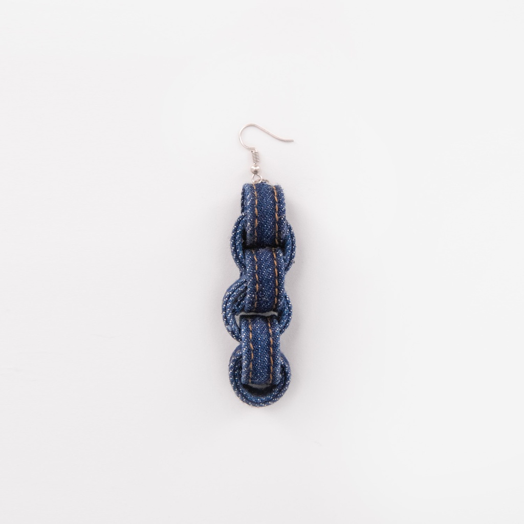Boucle d'oreille chaine denim