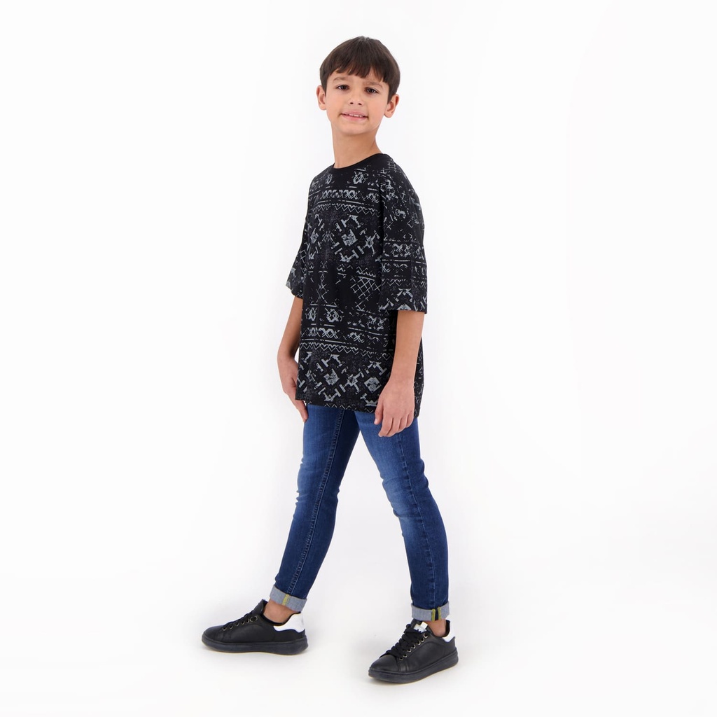 Skinny garçon en jeans