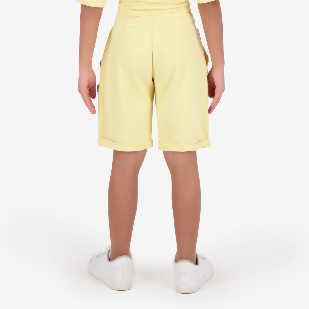 Short garçon avec pochs inversées