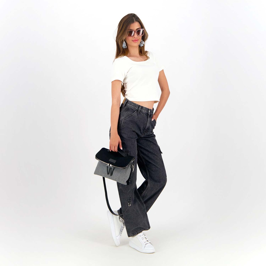 T-shirt décolleté femme manches courtes