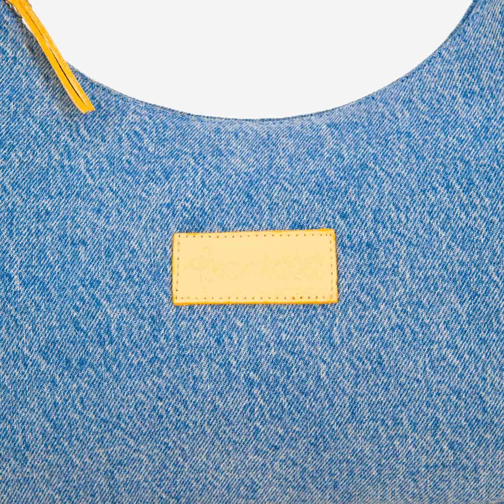 Sac demi lune scrunchie femme en jeans et cuir