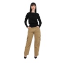 Pull femme avec détail broderie en maille fine