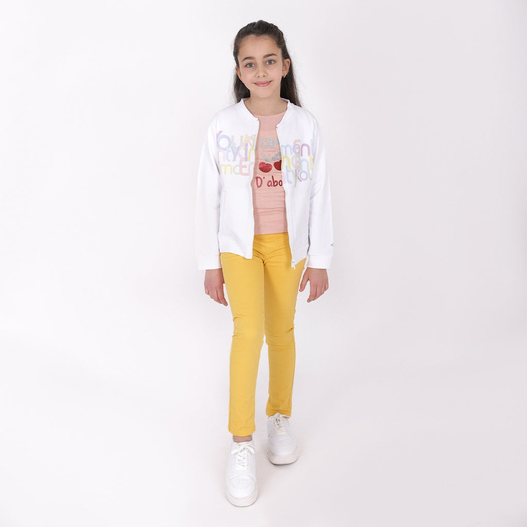 Jaune