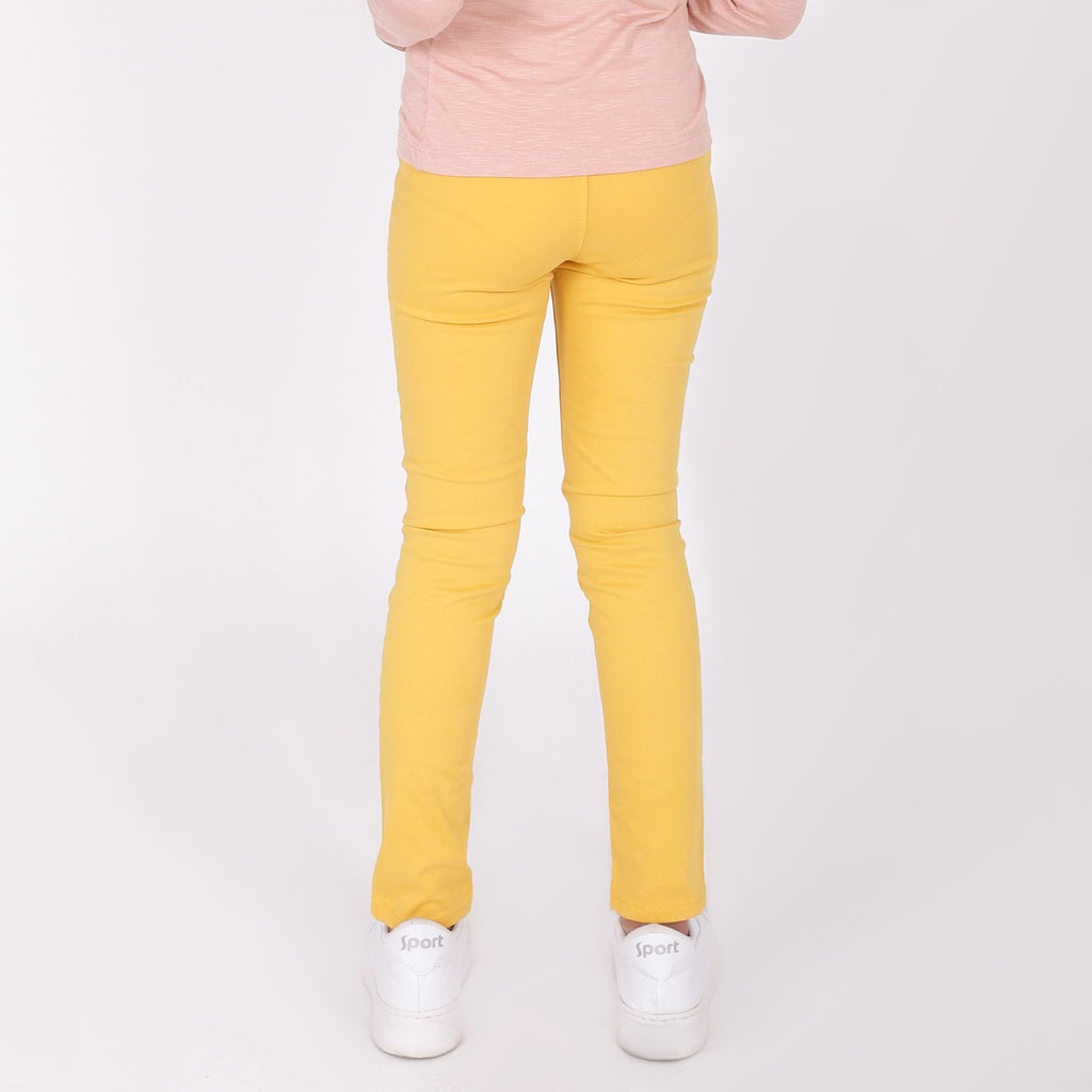 Jaune