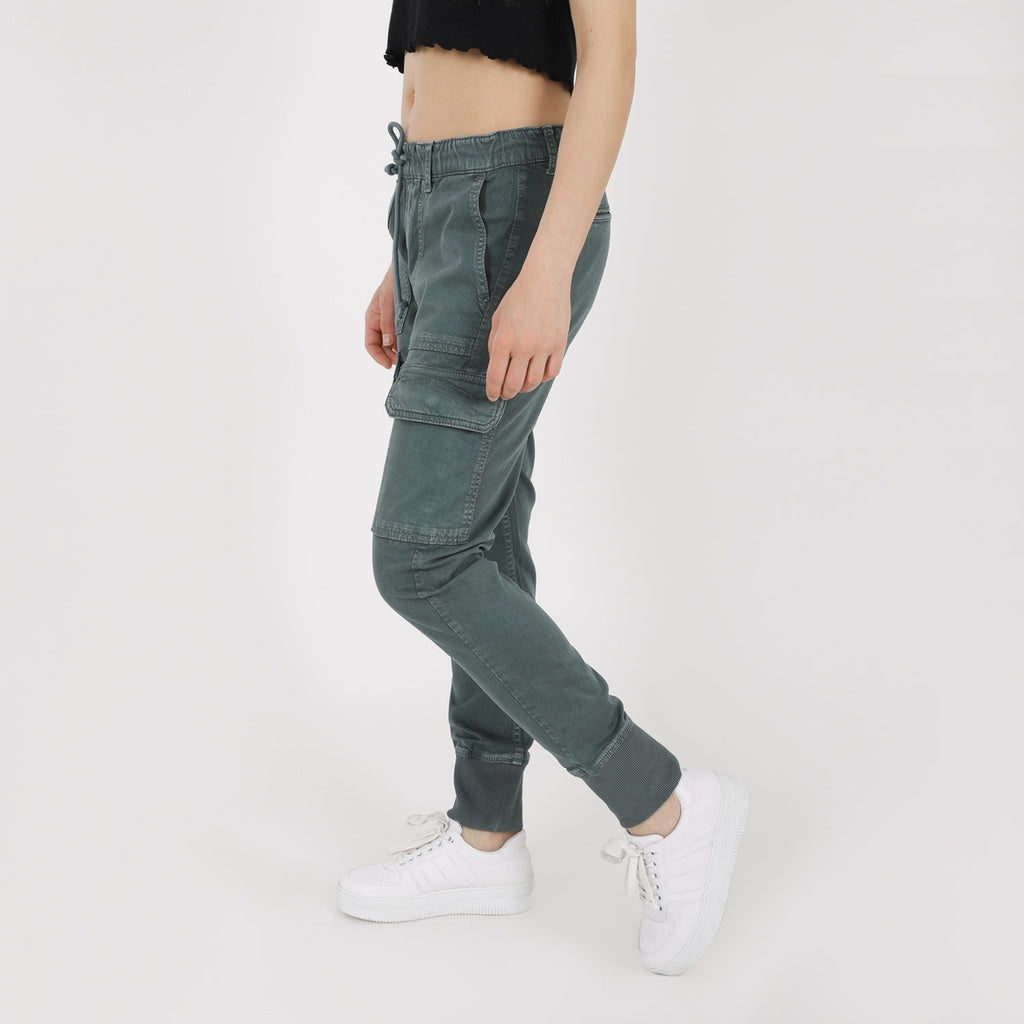 Vert Militaire