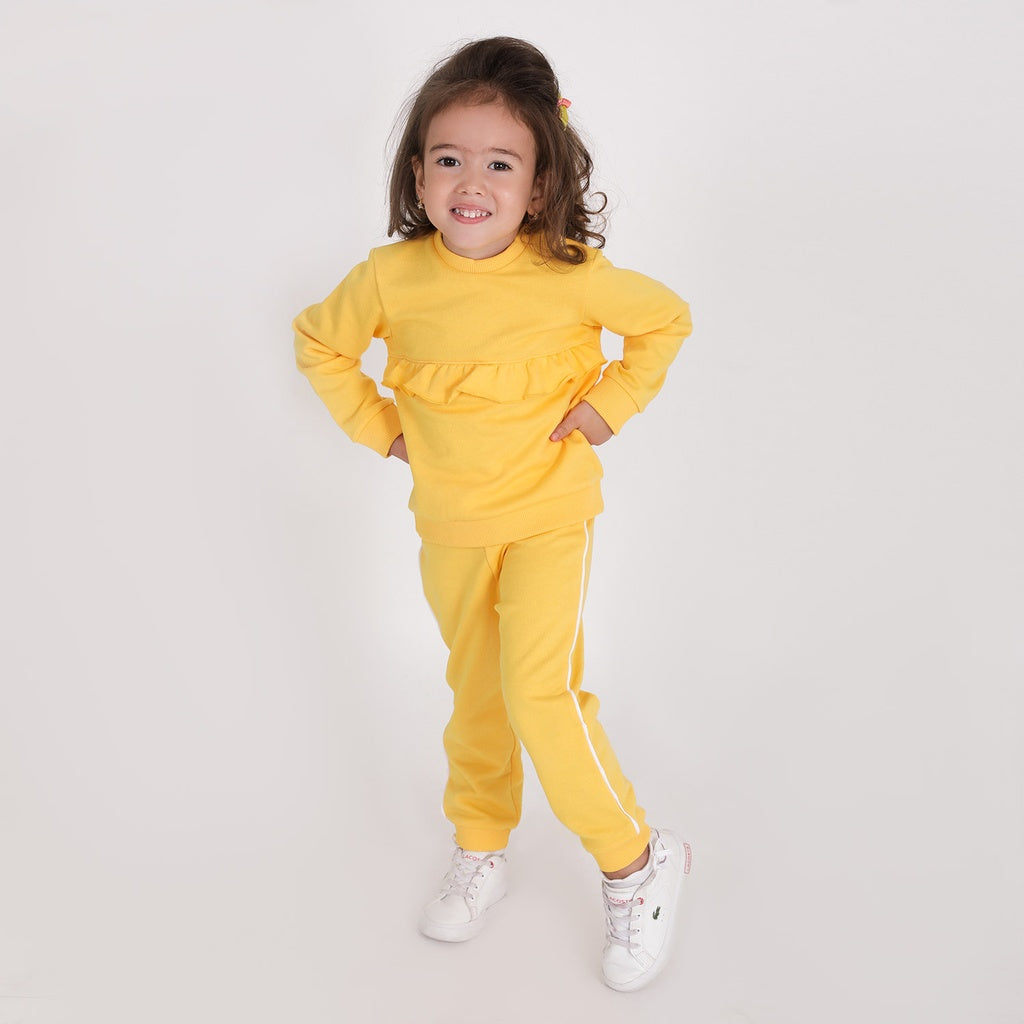 Jaune