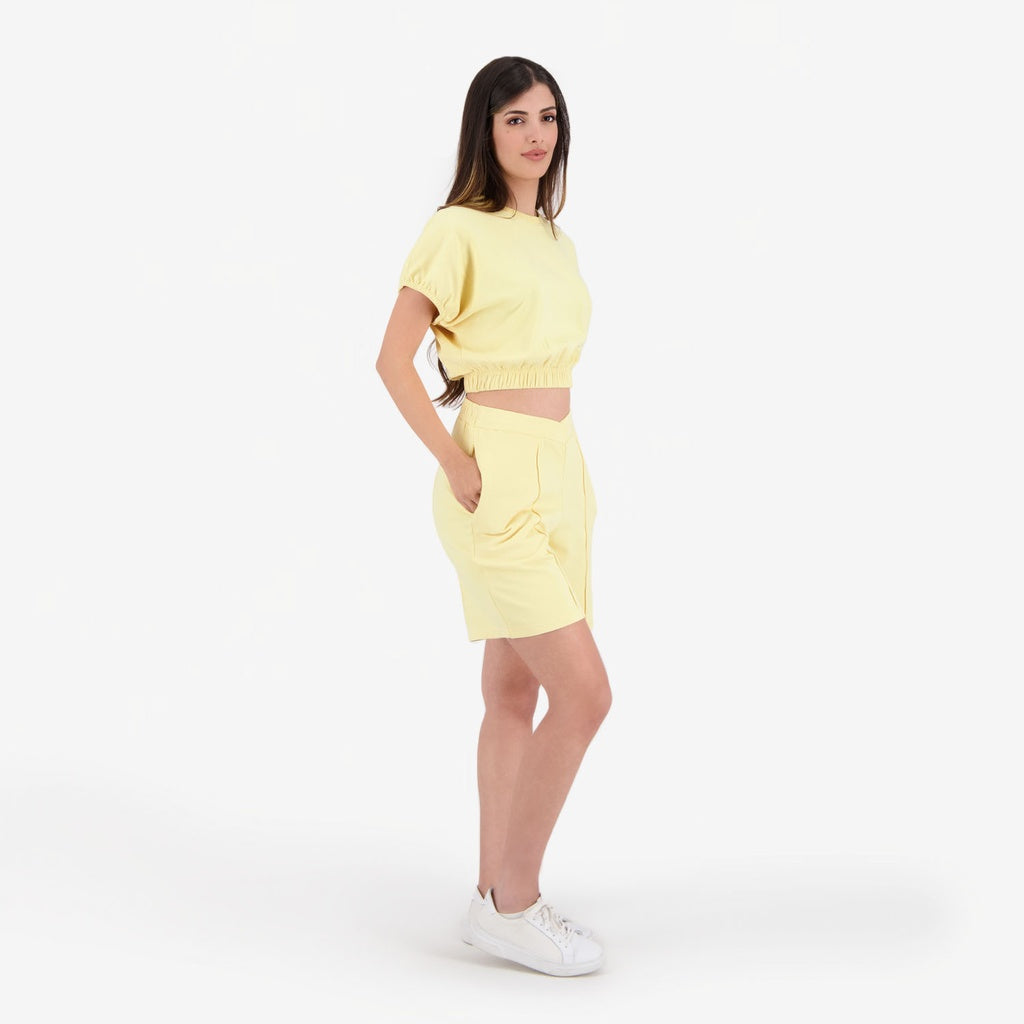 Jaune