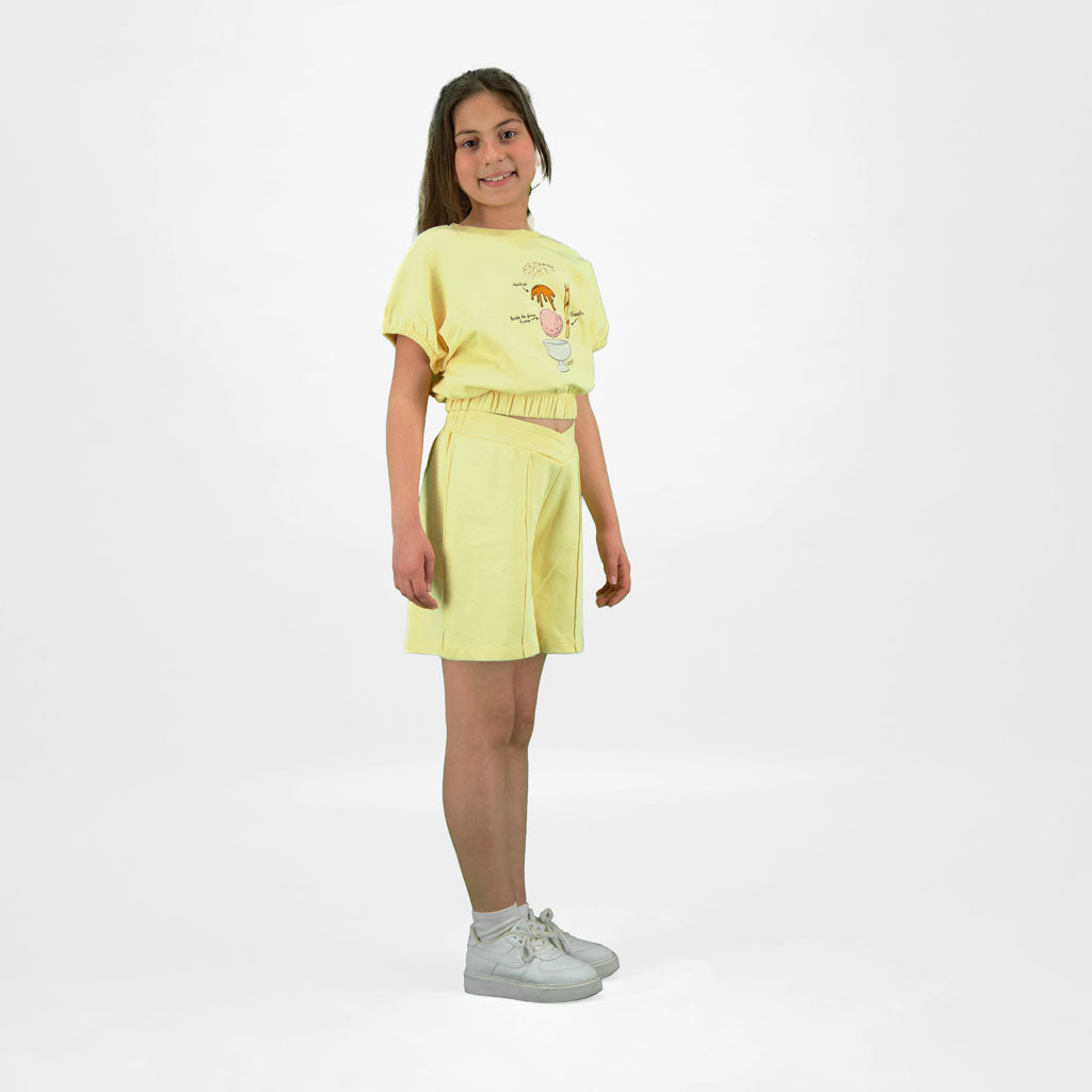 Jaune