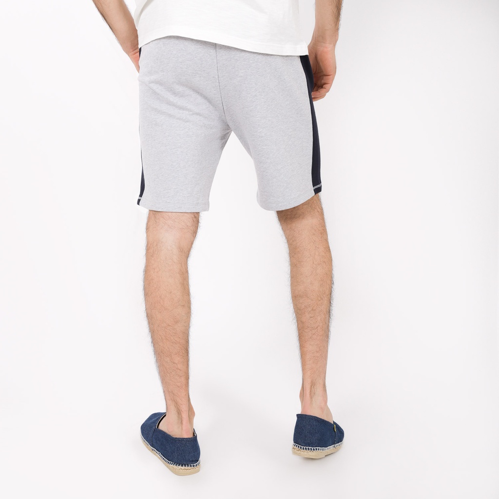 Short homme en molleton avec bandes contrastées