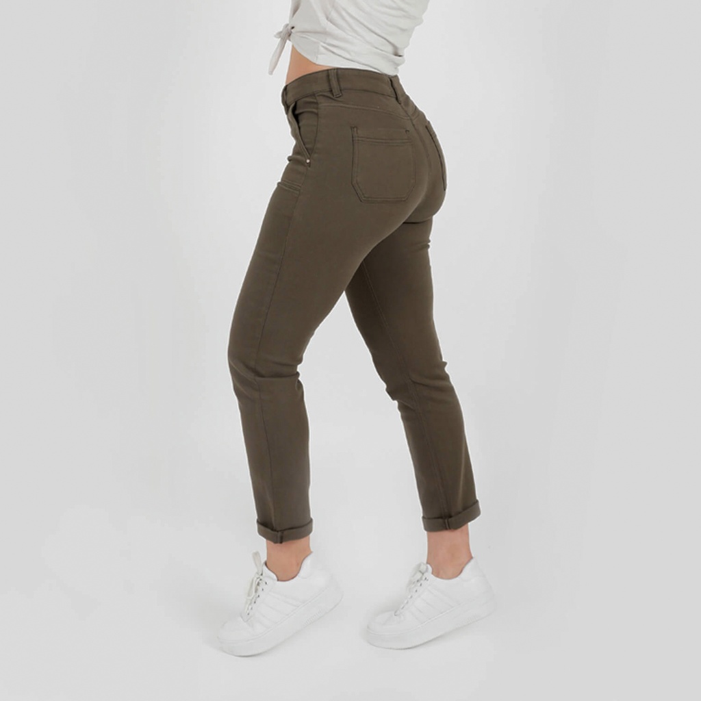 Pantalon slim femme avec poches plaquées