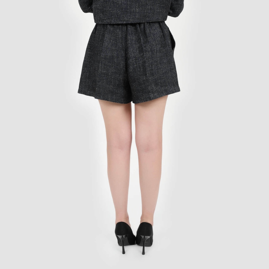 Short femme avec poche côté en Tweed