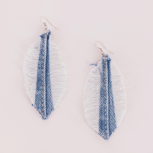 Boucle d'oreille feuille   en jeans