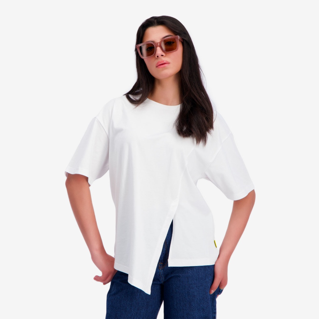 T-shirt oversized  femme avec  découpe