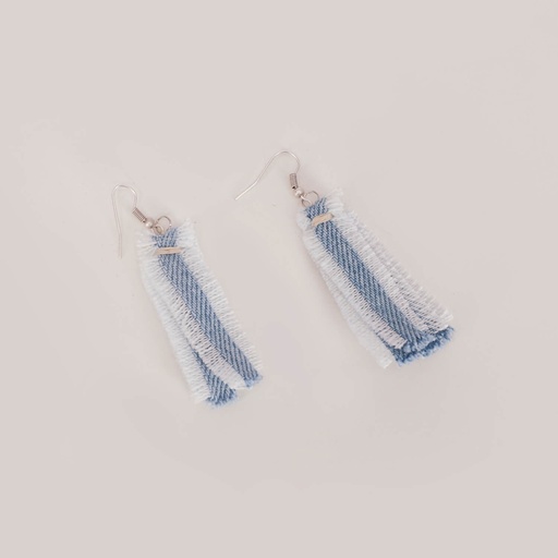 Boucle d'oreille frange en jeans