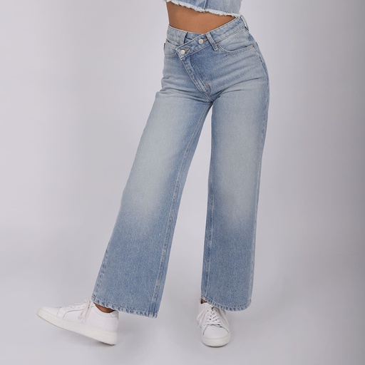 Super Straight jeans femme avec braguette décalé- SARRA 2.0