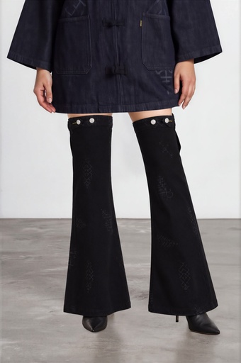 [01-010-110-003-K040-U] Jambières unisexe en jeans IMPRIME BERBERE HEAVY PRINT AND LASER - TUNIS FASHION WEEK 2024